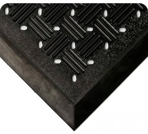Wearwell® Outfront Reversible Scraper Mat 5/16" Thick 3' x 6' Black