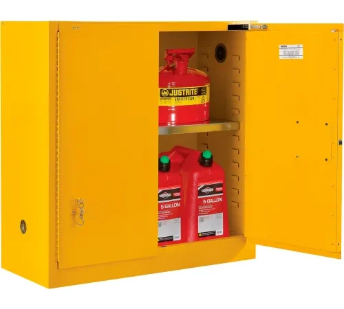 Global Industrial™ Flammable Cabinet, Self Close Double Door, 30 Gallon, 43"Wx18"Dx44"H