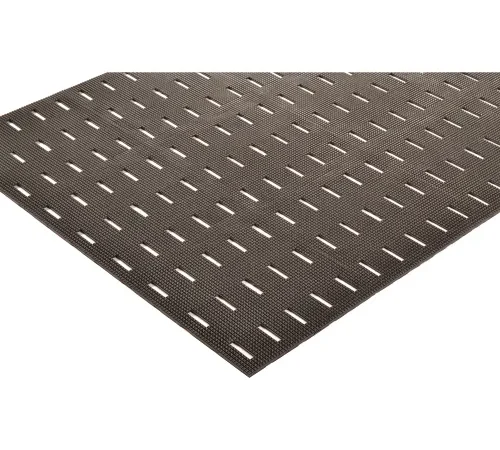 NoTrax® Cushion-Dek™ Drainage Mat 7/16" Thick 3' x 30' Black