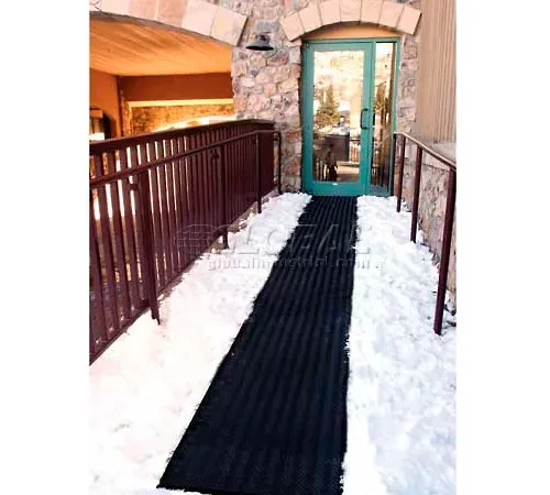 HeatTrak® Outdoor Snow & Ice Melting Heated Walkway Mat 1/2" Thick 2' x 20' 120 Volt Black