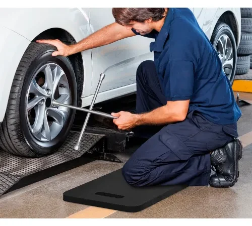 Apache Mills® Knee Saver Mat, 1'' Thick, 16"L x 28"W, Black
