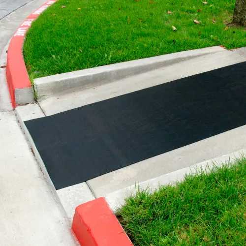 Rubber-Cal "Ramp-Cleat" Non-Slip Outdoor Rubber Mats - 1/8 in x 3 ft x 8 ft Floor Mat - Image 5