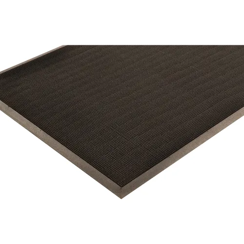 NoTrax® T28 Finger Scrape® Entrance Mat 3/8" Thick 2' x 2-5/8' Black
