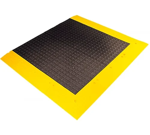 Wearwell® ErgoDeck® General Purpose Kit 7/8" Thick 7' x 3.5' Charcoal/Yellow Border