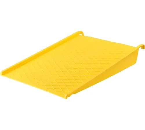 Global Industrial" Polyethylene Spill Containment Platform Ramp, 1500 Lb. Capacity