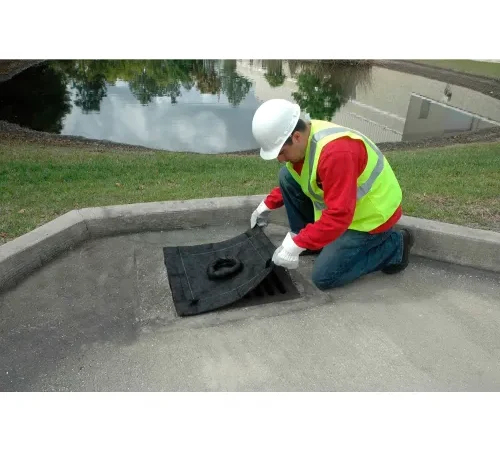 UltraTech 9160 Ultra-Inlet Guard Plus®, Oil & Sediment, 24' x 24"