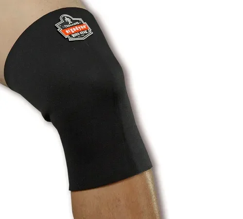 Ergodyne® 600 Single-Layer Neoprene Knee Sleeve, Black, Large