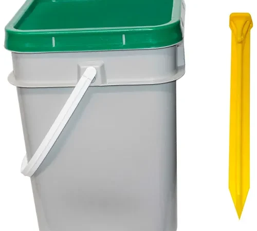 Mr. Chain® Utility Stakes In a Pail, 9"H, Yellow, Pack of 50