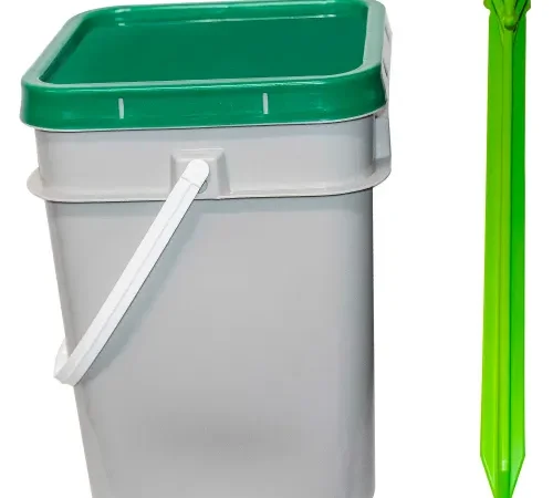 Mr. Chain® Utility Stakes In a Pail, 12"H, Safety Green, Pack of 50