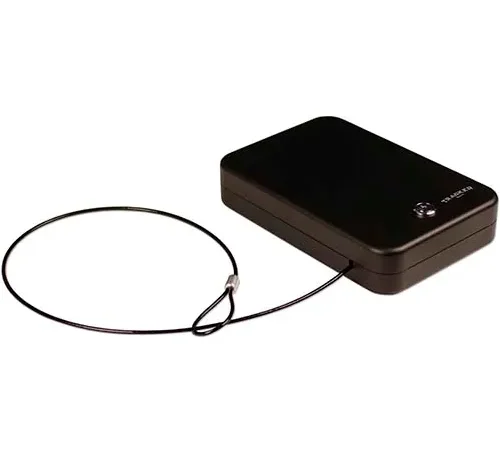 Tracker Safe Portable Safe SPS-02 - Key Lock - 6-1/2"W x 9-11/16"D x 1-3/4"H - Black