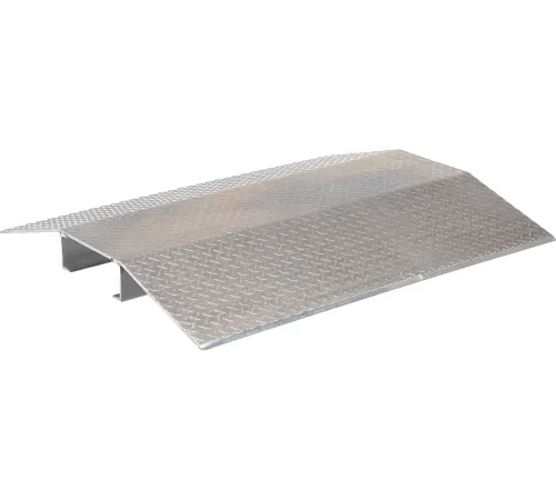 Vestil" Fabricated Aluminum Hose & Cable Crossover, 2000 lb. Cap., 40" x 48" x 4-3/8", Silver