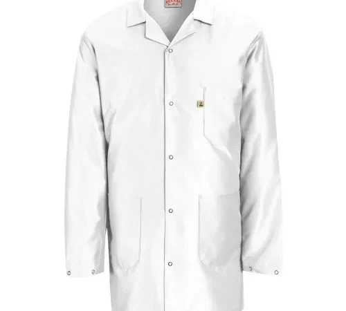White long sleeve lab coat with pockets